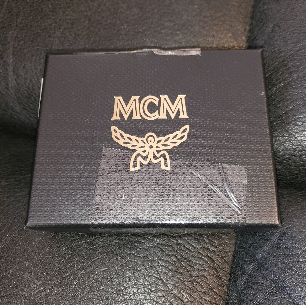 MCM Visetos Card Case Cognac - Picture 2 of 8